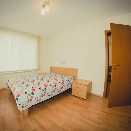 Crown And Imperial Clubs Apartment *